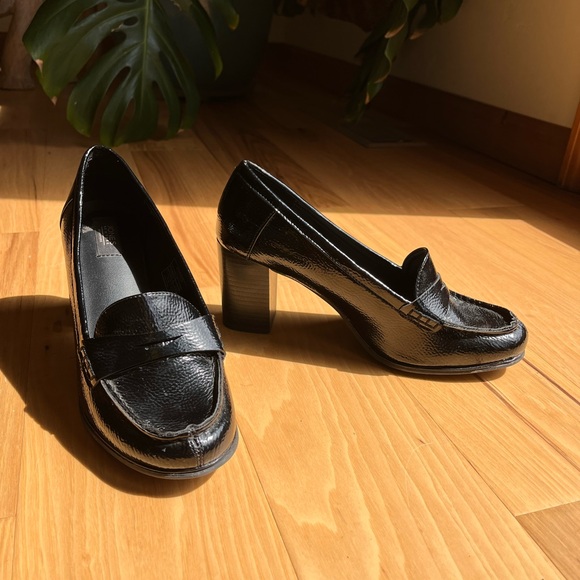 Jones New York Shoes - Womens Penny Loafer Heels Size 8.5
